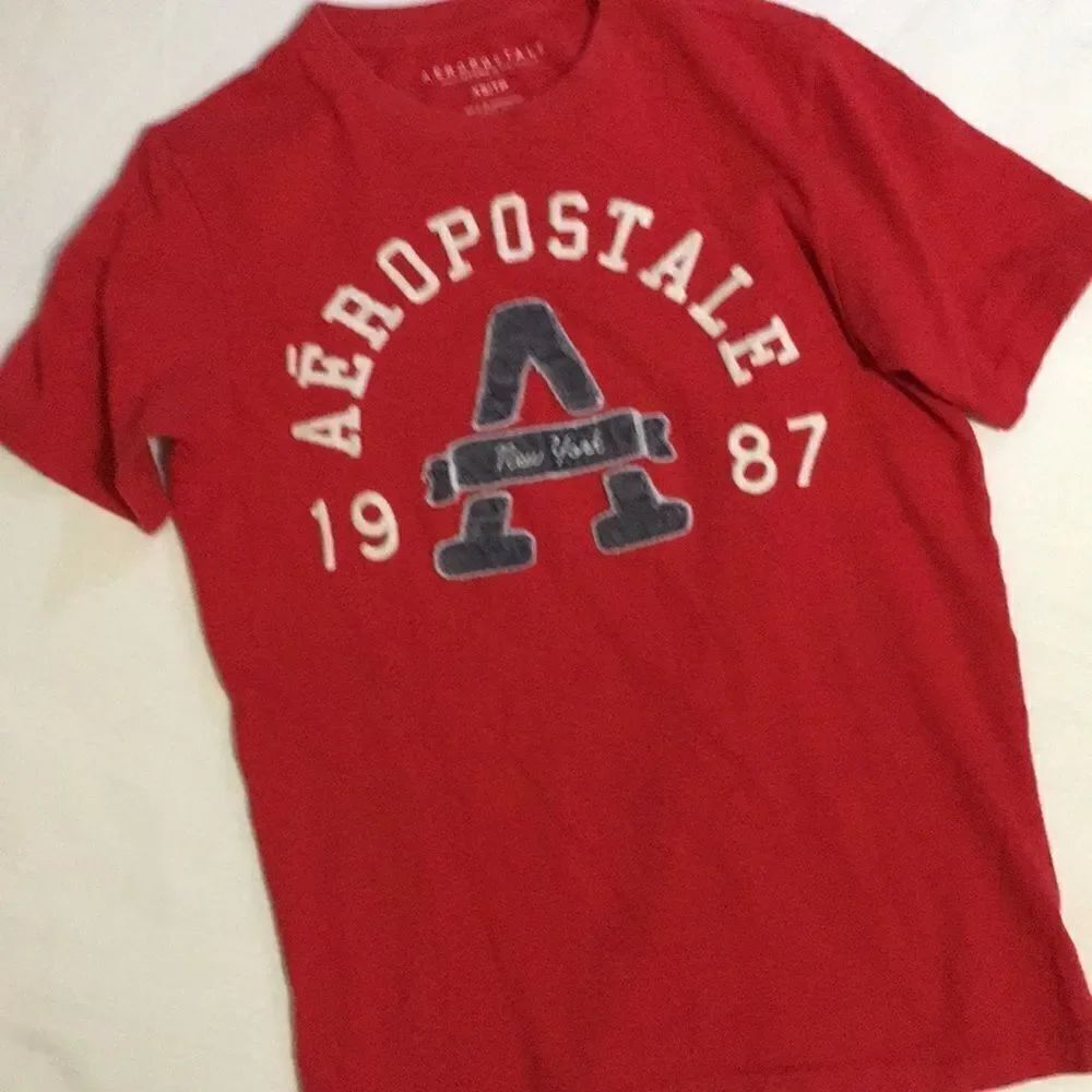 Vintage Aeropostale Embroidered Tee size XS